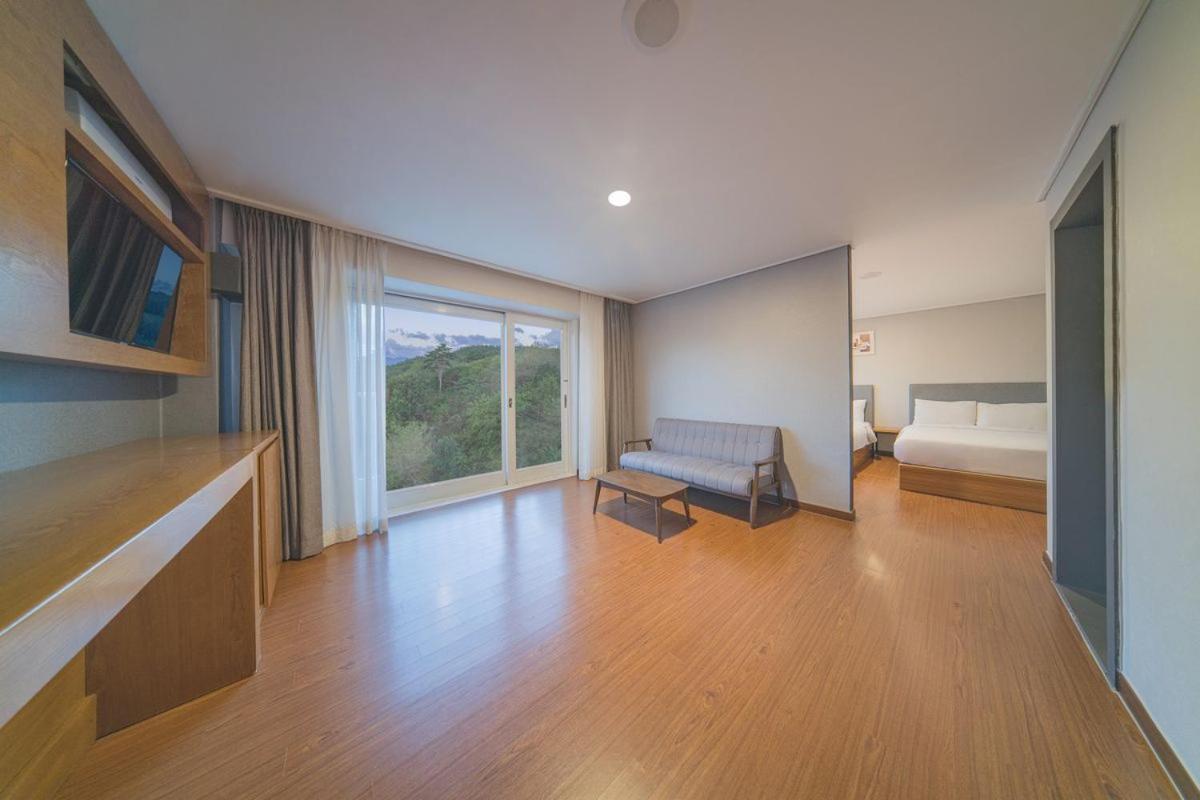 El Hotel Yangyang Extérieur photo
