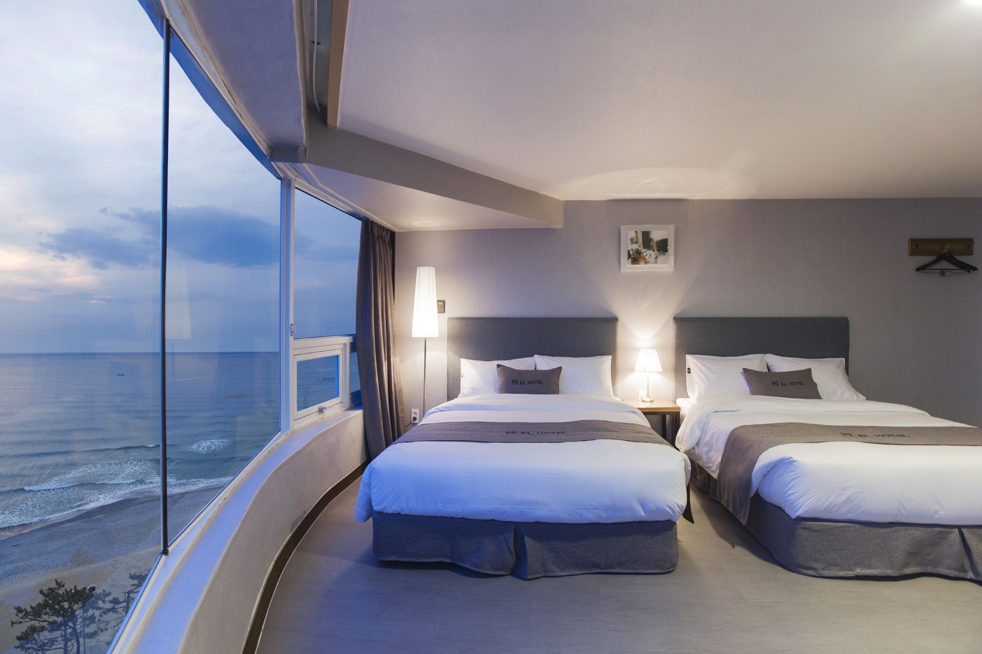 El Hotel Yangyang Extérieur photo